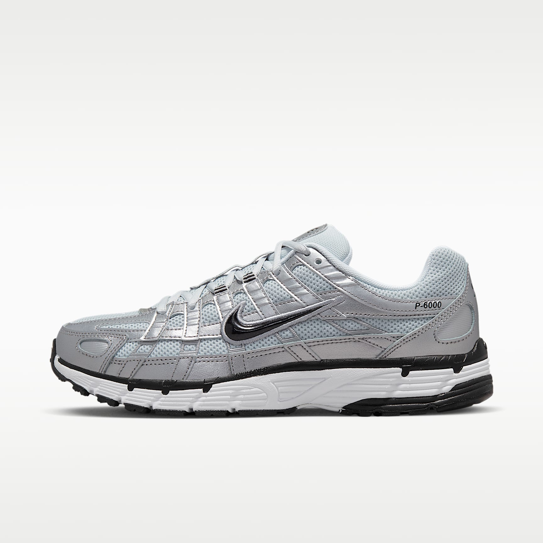 NIKE　ナイキ　P-6000　28.5 Nike P-6000 Schuh (Damen). Nike DE